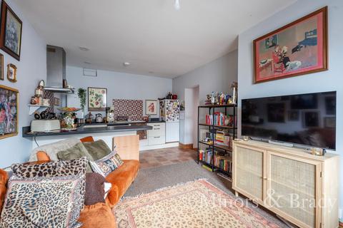 2 bedroom flat to rent, Silver Road, Norwich