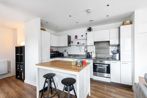 undefined, Connersville Way, Croydon, CR0