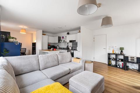 undefined, Connersville Way, Croydon, CR0