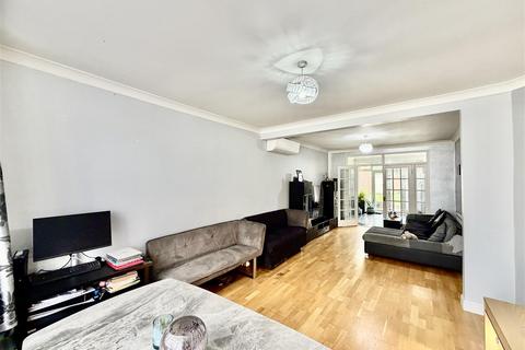 4 bedroom link detached house for sale, Craneswater Park, Norwood Green UB2