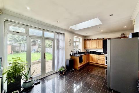 4 bedroom link detached house for sale, Craneswater Park, Norwood Green UB2