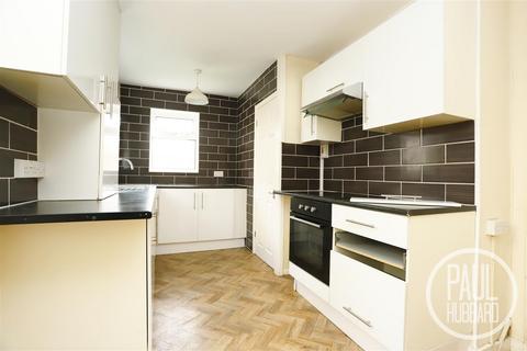undefined, London Road South, Kirkley, NR33