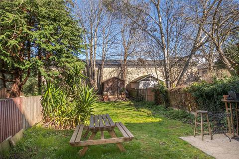 2 bedroom apartment for sale, Queens Road, Twickenham