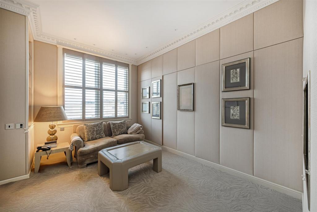 53 Harley House Lo-6.jpg