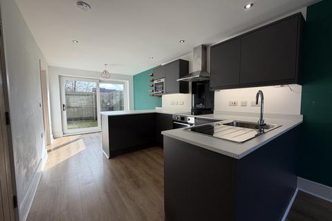 5 bedroom townhouse to rent, Millers Bank, Wallsend NE28