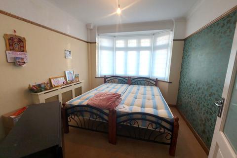 undefined, Portland Gardens, RM6