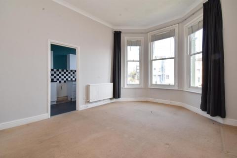 2 bedroom flat for sale, Carisbrooke Road, St. Leonards-On-Sea