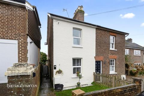 2 bedroom semi-detached house for sale, Hardwick Road, Redhill