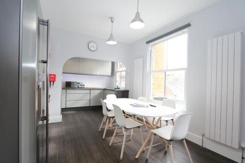 undefined, Brighton Road, Surbiton KT6