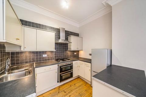 2 bedroom flat for sale, Veronica Road, London SW17