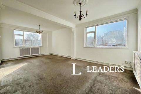 2 bedroom flat to rent, Coombe Lea, Grand Avenue, Hove, BN3