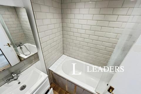 2 bedroom flat to rent, Coombe Lea, Grand Avenue, Hove, BN3