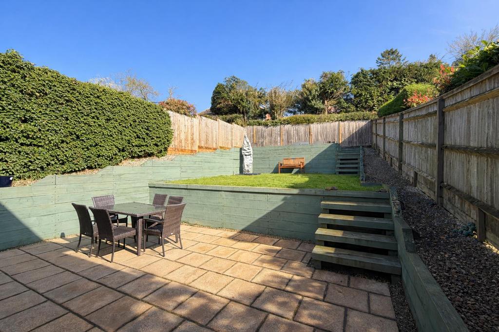 110 Shiplake Garden.png