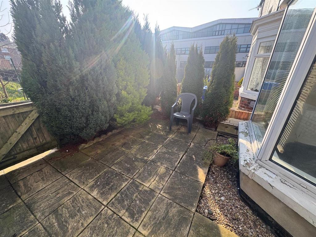 Front Garden.jpg