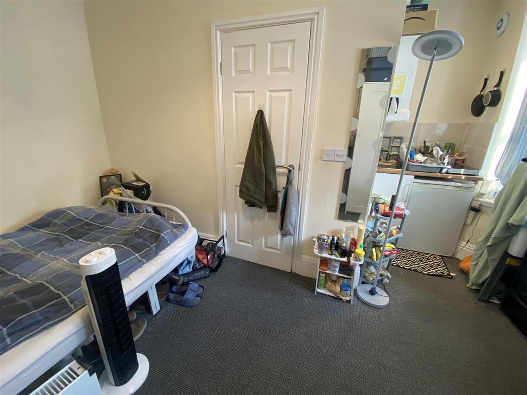 Bedroom One/ En-Suite