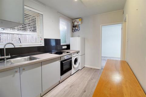 undefined, Darkes Lane, Potters Bar EN6
