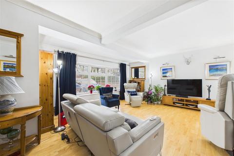 7 bedroom detached house for sale, London Road, Balderton, Newark
