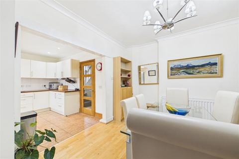7 bedroom detached house for sale, London Road, Balderton, Newark