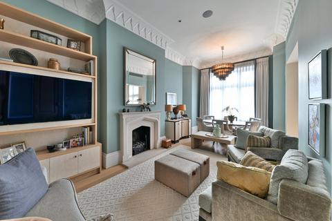 3 bedroom flat for sale, Rose Square, The Bromptons, Chelsea