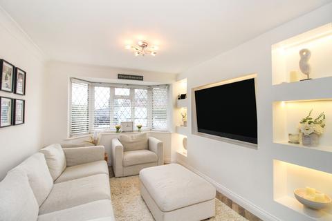 undefined, Kings Mead, Smallfield, Horley, Surrey. RH6 9QR