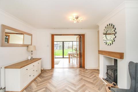 undefined, Kings Mead, Smallfield, Horley, Surrey. RH6 9QR