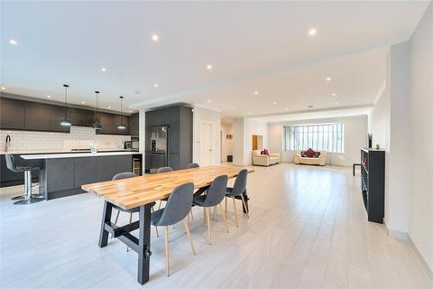 undefined, The Beeches, Perivale Lane, Perivale