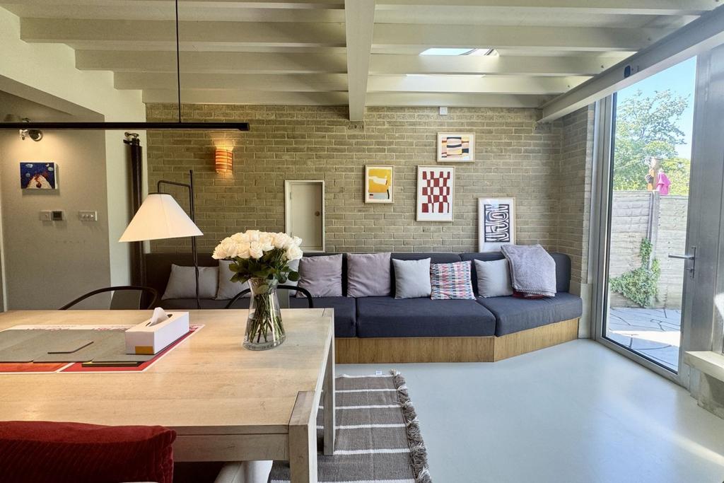 Open-plan living area, open plan living