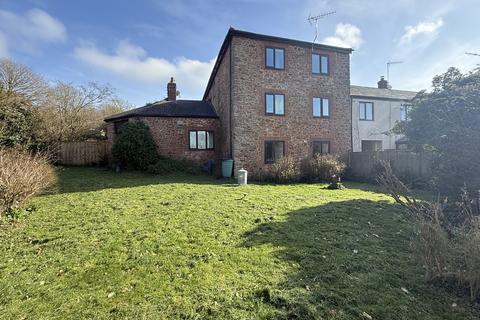 4 bedroom end of terrace house for sale, 5 Northmostown Court, Sidmouth, EX10