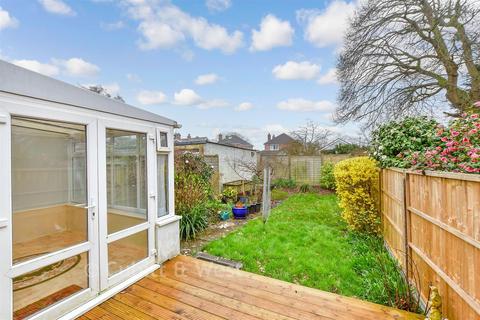 undefined, Linda Grove, Cowplain, Waterlooville, Hampshire