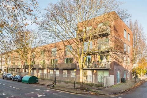 2 bedroom flat for sale, Holland Grove, London SW9