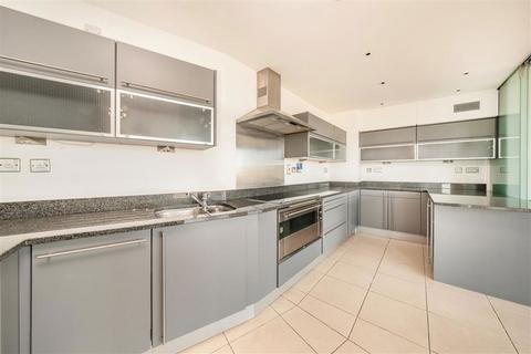 3 bedroom flat to rent, Albert Embankment, London SE1