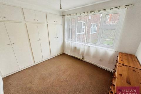 2 bedroom flat for sale, Holmwood Road, Didsbury, Manchester, M20