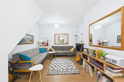 2 bedroom maisonette for sale, Cliff Road, Paignton