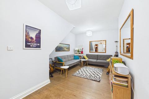2 bedroom maisonette for sale, Cliff Road, Paignton
