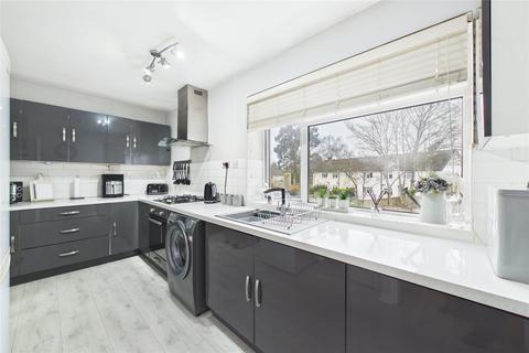 undefined, Hawley Lane, Farnborough, Hampshire, GU14