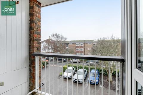 1 bedroom flat to rent, Sackville Road, Worthing, West Sussex, BN14