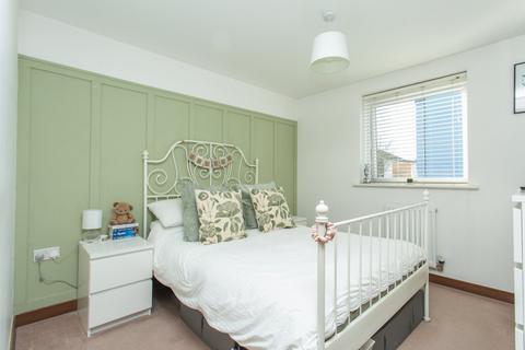 2 bedroom flat for sale, Olympia Way, Whitstable, CT5