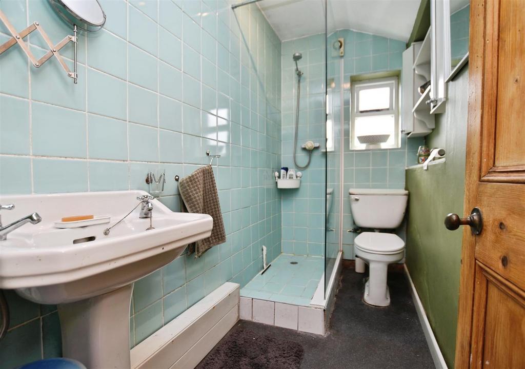 Ground Floor Shower/ Bathroom