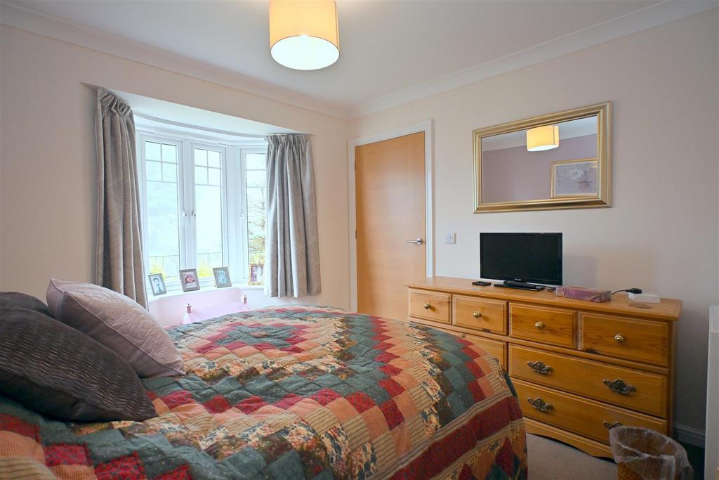 Ground Floor Bedroom 1