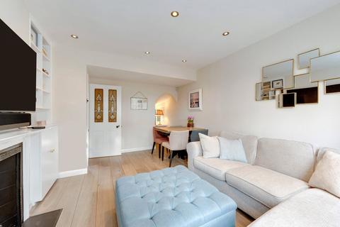 3 bedroom terraced house for sale, Asmuns Hill, London, NW11