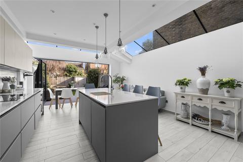 4 bedroom terraced house for sale, Blackmores Grove, Teddington, TW11