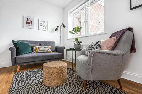 1 bedroom flat for sale, High Street, Beckenham, BR3