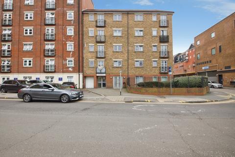 1 bedroom flat for sale - Market Link, Romford, RM1