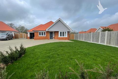 undefined, Springwood Close, Latchingdon