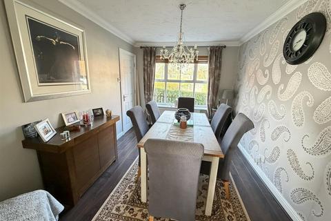 undefined, Nightingale Close, Daventry