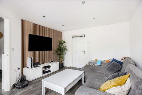 3 bedroom end of terrace house for sale, Fossebridge Place, Cheltenham, GL52 5BW