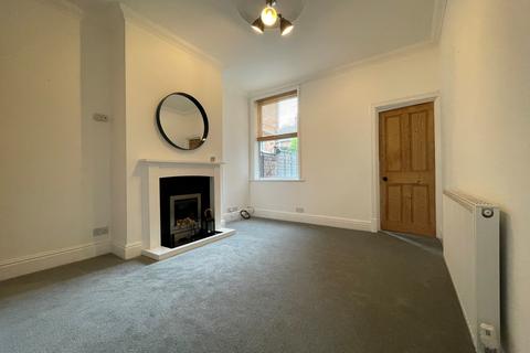 2 bedroom house to rent, Wilmington Road, Leicester, LE3