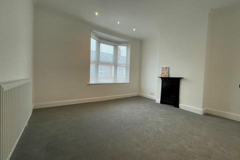2 bedroom house to rent, Wilmington Road, Leicester, LE3