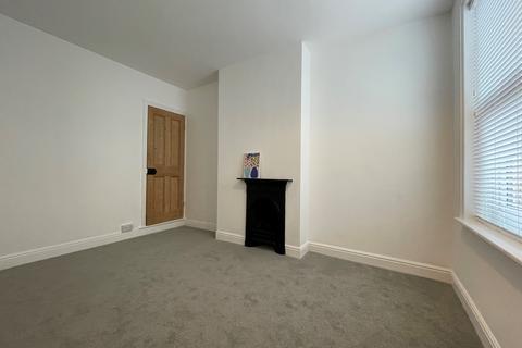 2 bedroom house to rent, Wilmington Road, Leicester, LE3
