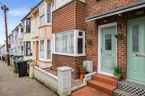3 bedroom terraced house for sale, Evelyn Avenue, Newhaven